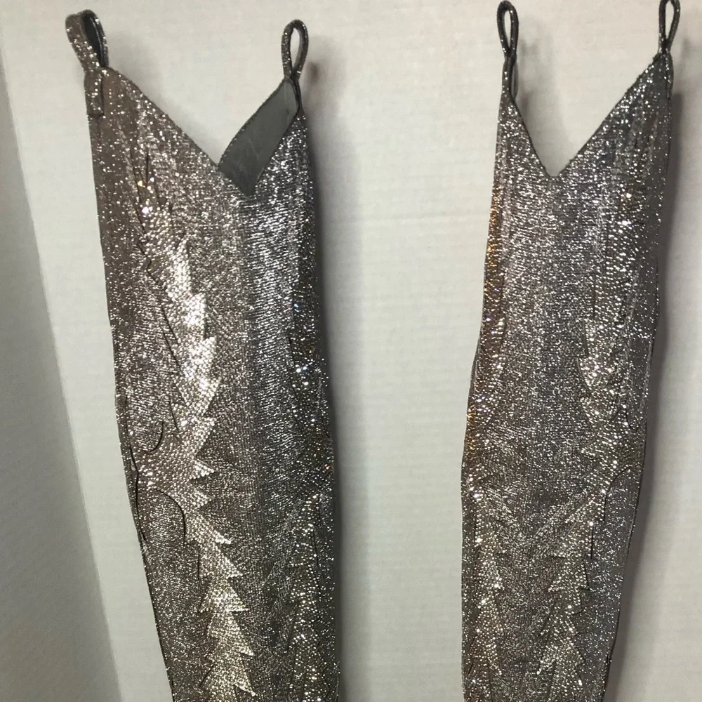 Gianni Bini Silver Over-the-Knee Boots w/ Stiletto Heel BRAND NEW Sz 7 & 5.5. 🥶🪩